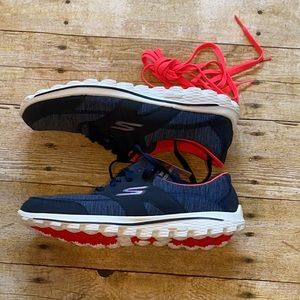 NWT Women’s Gold Shoes, size 8.5